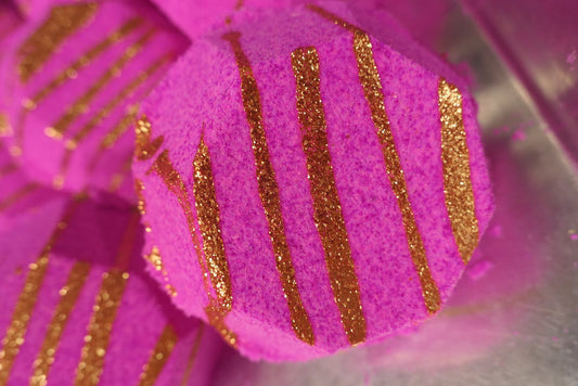 Hidden Crystal Bath Bomb