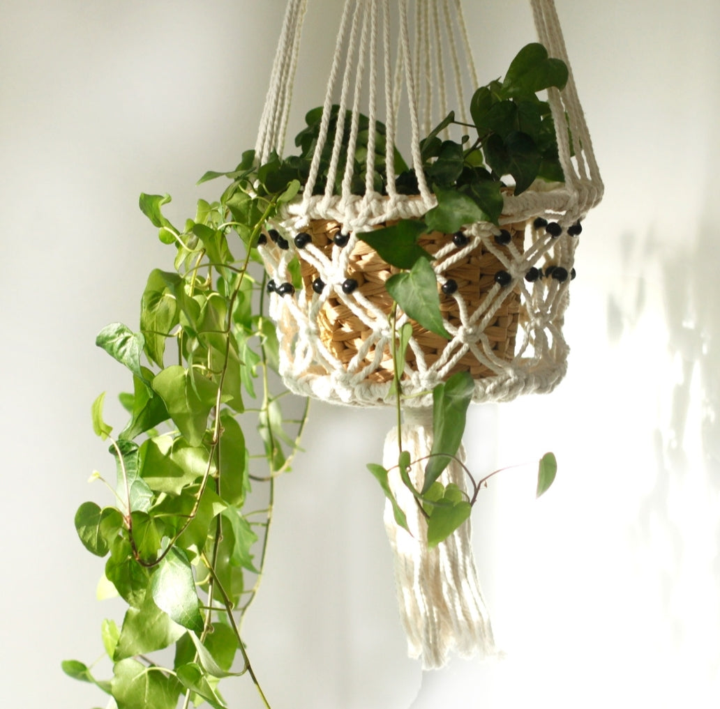 Macrame Pot Holder - Lrg Single Beaded