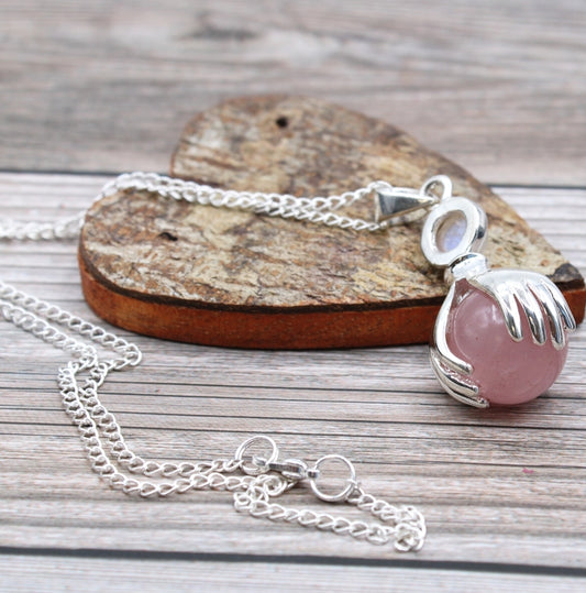 Gemstone Healing Hands Pendant - Rose Quartz