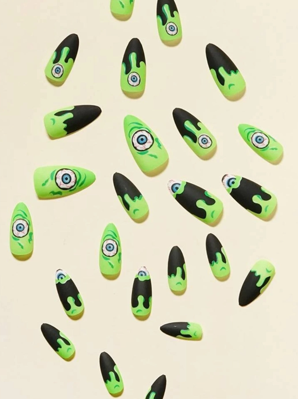 24pcs Halloween Eye Pattern Fake Nail & 1sheet Tape & 1pc Nail File