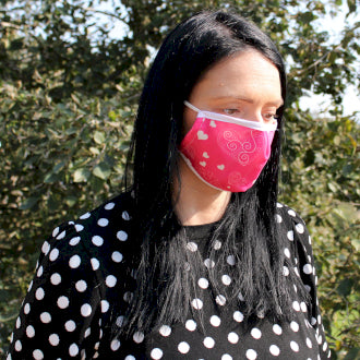 A. F. U 🇺🇦Reusable Fashion Face Covering - Pink Hearts (Adult)