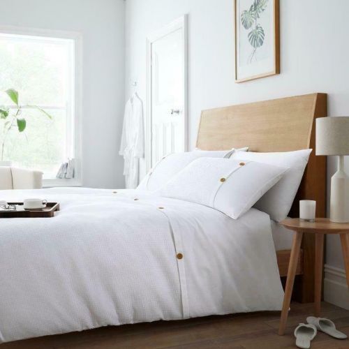 Luxury Premier Waffle Button Style Duvet Cover with Matching Pillow Case White
